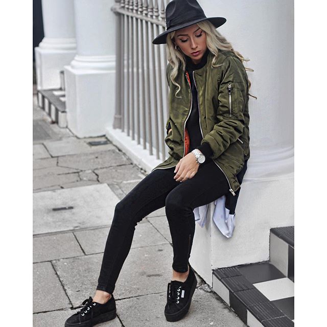 OOTD BOMBER KAKI